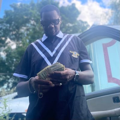 Internationally Known and Locally Respected Subscribe 🔔YouTube/@BoutMyMoneyTv O.F. Model https://t.co/sDF3m4THpQ Producer/Editor of MEAN Girls of Nap