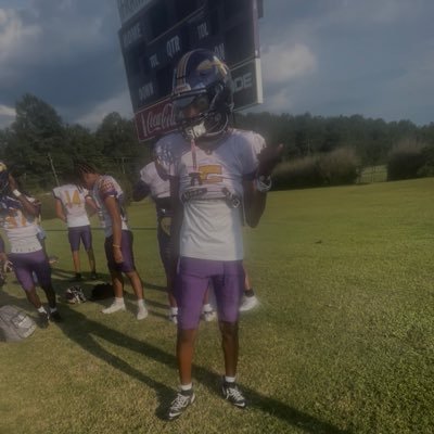 |C/O 29| Amite magnet high school | 5’11| 148lbs | ATH | 3.4 GPA |email:ajbates065@gmail.com | (985-817-8232)