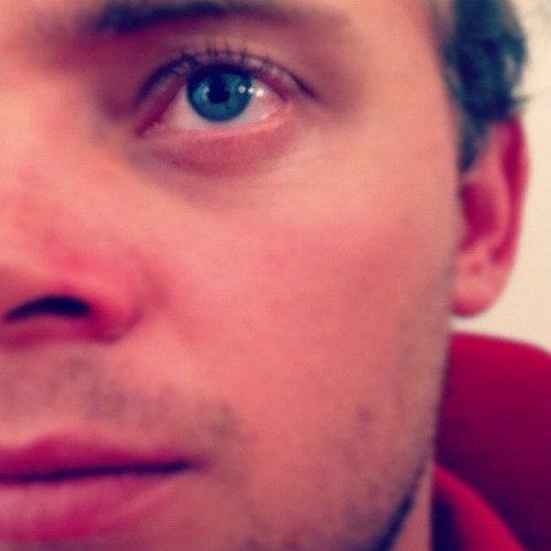 mahceloo's profile picture. Não espere uma oportunidade para ser feliz. Crie-a!