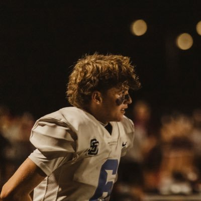 | 26’| St. Dominic | Football and Track | Reciever | 5’10 | #6 | 636-466-6023 | jakepinz08@gmail.com |