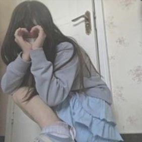 kaiwarecha78997's profile picture. めす  きもちーこと好き女子  羞恥心で濡れるタイプ  オ〇ﾆー動画  甘やかされたいｰ  えっち民はまずフォロボしてね♡
🐹LINE💓👉 https://t.co/2NUxB2IRzO