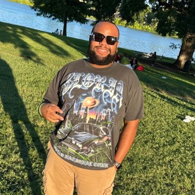 ItsDedeaux's profile picture. Digital Marketer. HailState graduate. Kobe🐍is the GOAT. Here for politics and sports.