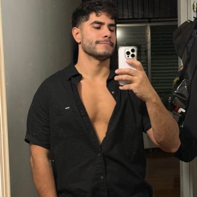 gastonnaso's profile picture. 1993 👨🏻‍⚕️ 🏊🏻@gastonfnaso