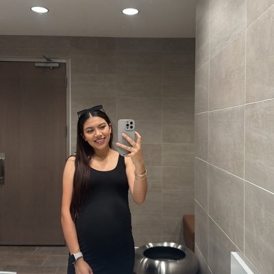 🕊👩‍👧
