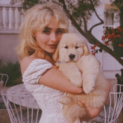 flp14207's profile picture. 