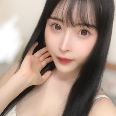 昭和歌謡、ZARD、尾崎豊、ガンダムを軸としたロボアニメ全般と、美しいものが好きな被写体の内面と日常を発信するアカウントです。被写体アカ @act_makiizumi