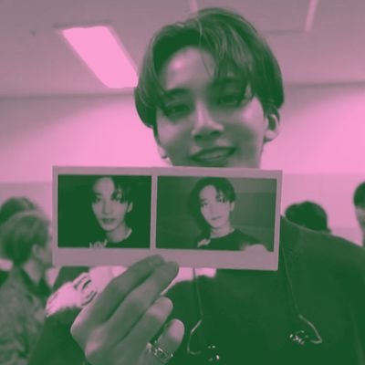 floriseeu's profile picture. 