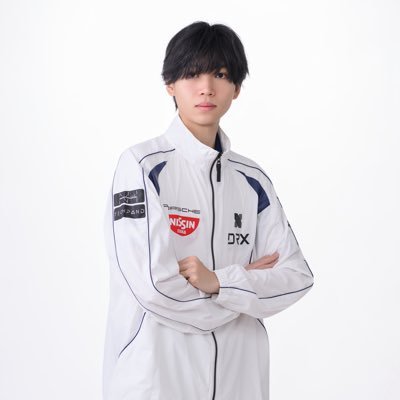 eFootball player for @DRX_CHALLENGE | @TeamRazer athlete