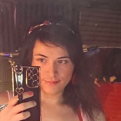 🌸 Verified pornstar, OF model, hypnotherapist, author and bad bitch 🌺 Check out my links! 🫠💖