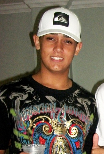 Estrovertido,Elegante,Cheio de vida , Coraçao Aberto, Venha Me Conheser.' sz