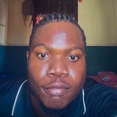 harusneh's profile picture. Fitness athlete 🏋🏽‍♂️ | Framer dev 💻 | Product designer 🎨 | Chef 👨🏽‍🍳 | Cat dad 🐈 Building muscle, meaning & moments. Simplicity. Strength. Soul. 🇳🇬