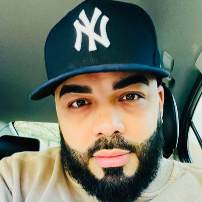 38 🇵🇷Boricua from Bronx,NYC just wanting the best things in life. Especially knowing great people and awesome vibesss!!! Knicks #NewYorkForever🏀🗽Mets⚾️ #lgm
