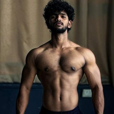 Bisexual Top💦
Bangladeshi🇧🇩
From the horny world🔥
Feel free to DM me🖖