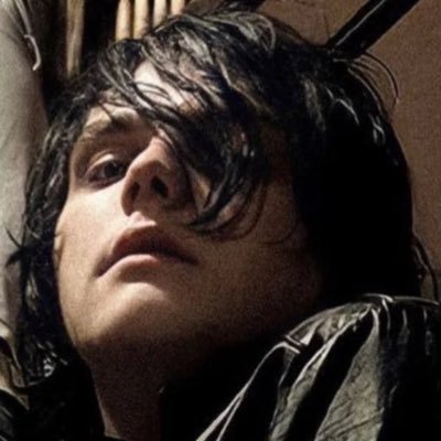 im smashing my pumpkin in the car door • i saw mcr and i havent been the same since