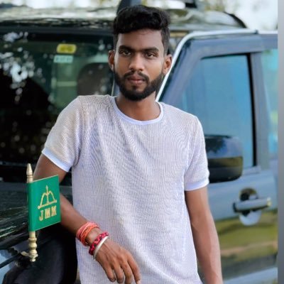 VivekGautam_'s profile picture. युवा नेता 
YOUTH LEADER, 
SOCIAL WORKER, 
 Follow Back🙏