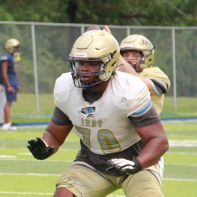 C/G 6’3 295 @DreamU_IndyFB Dec Grad 2025|| (602) 622-5451 #LLAJ13