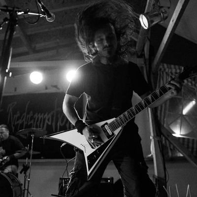 AntoanBozh's profile picture. I play metal and love doing it 🤘