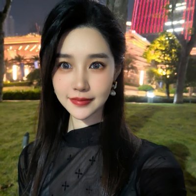 Transforming lives through radiant skin and smart finance. ✨ Beautypreneur blending skincare with digital innovation.
