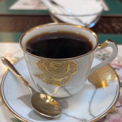 design_mm5's profile picture. INFJ🪴コーヒーが好きです☕️