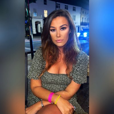 I’ll say what I want, when I want, to who I want ♥ @AVFCOfficial 💜💙🦁 @SwissPeakCBD use code GEM 💎 OTHER SOCIALS 👇⬇️ GAMER & FOOTBALL FAN.