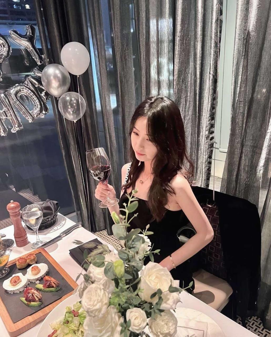 MiaAnderso96653's profile picture. 我嘴笨 说不出来的爱可以跟你做出来吗？