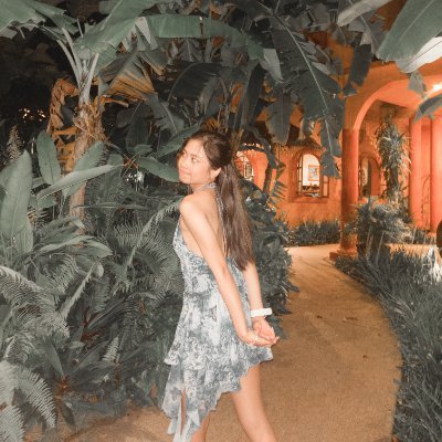 inspiritelle's profile picture. daily dose of resin. ✨