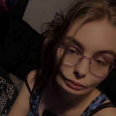 Findom goddess and feet pictures a tribute of $25 is required to dm me or no response $darksiren26 do not dm me unless you send the tribute no exceptions