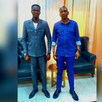 •Diplomate de formation| •C/Député Provincial | Président National de Dynamique le Temps dela Patrie| candidat sénateur
Diplômé en master2 à politique économie.