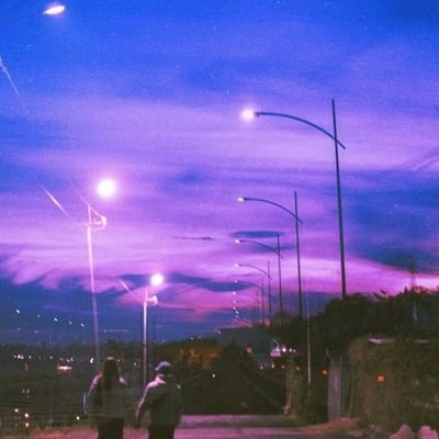 anet_gaga's profile picture. باوکی تۆ چلۆن بوو شوێنی بگره
حیزانه مه‌ژی، به مه‌ردی بمره!

✍#مامۆستا_هەژار
‌‌‌