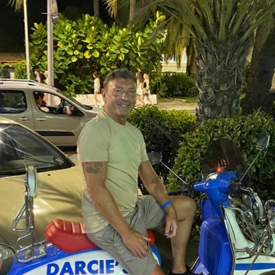 Colindoran75675's profile picture. 