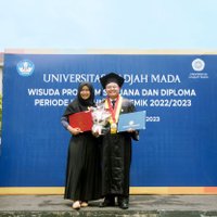 doain bisa kabur aja (@cleverlazyboy) 's Twitter Profile