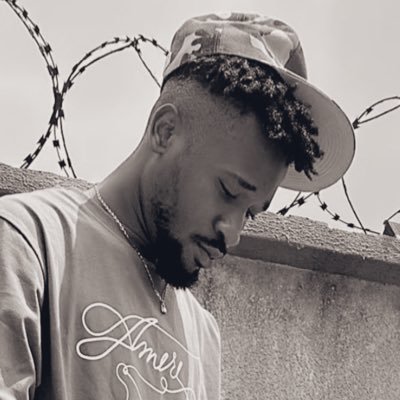 Rose Pizzle On The Line✍🏽🎧 https://t.co/Q9qv0Y3QGe Check Out My New Song, Available on All Music Stores🔥🔊🌎