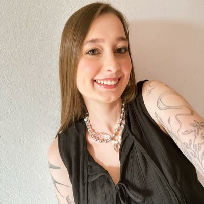 anapretti_'s profile picture. sommelier de fofoca