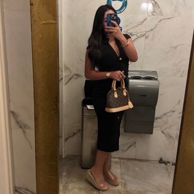 _mln_ee's profile picture. ⵣ