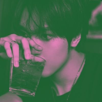 szuerce's profile picture. psstt
backup acc @iniiawaawr