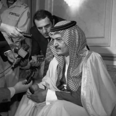 alghubarl42753's profile picture. @Peeeerless @WESST_RT @Drb7h1 @Faisalawad1M @Respect_RT شخصية غير نادره | ريسبكتاوي💜| أتوقع مايحتاج اكثر كلام