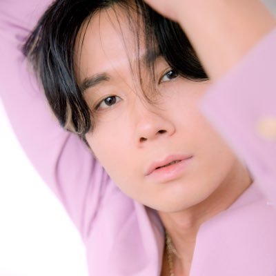 DaisukeReimei's profile picture. 本当に歌いたい歌を 必要な方へ届ける旅✴︎出演等のご依頼はDMまたは HPお問合せへお願いします。