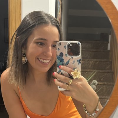 MariaRuizLpez2's profile picture. Quien no valora lo que das, no merece recibirlo.