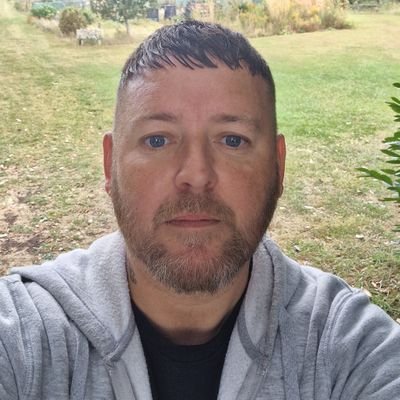Sweary. Gay. No affiliation to the Alphabet Mafia. Co Host of The Dumb Ages Podcast.
