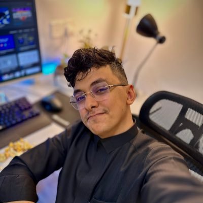 مصمم واجهات وتجربة المستخدم (UI/UX) | مطور ومصمم ويب 👨🏼💻⚡ | خبرة أكثر من 5 سنوات | أشارككم رحلتي في تصميم وتطوير المنتجات الرقمية 💫
