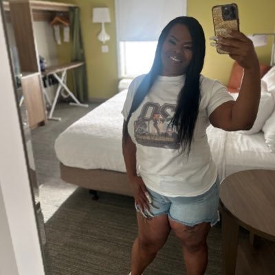 BreezeTie225's profile picture. 