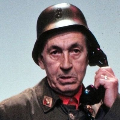 Quién canta, su mal espanta.
Un giro teatral ha dado mi vida, desde que te conociera....