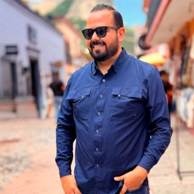 🙏🏼 Dios y familia | ✈️ Traveler | Errante amateur en busca de un manual de instrucciones para la vida. Coleccionista de paradojas.