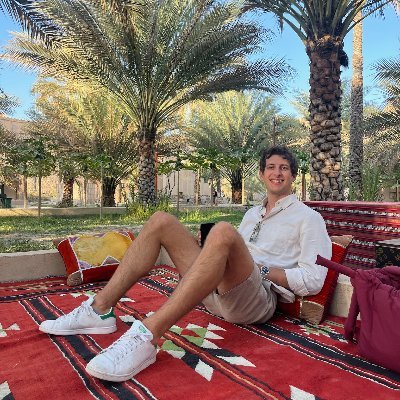 PhD student @EPFL, previously @ETH
Interested in cryptography at large, post quantum and interactive proofs in particular.
Interista alla Prisco.