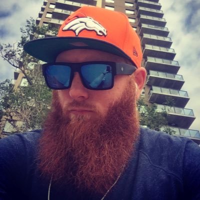 🇨🇦 / U of A 🎓 / Country Music / NFL / NHL / NCAA / MLB / Sports Gambler 💵
