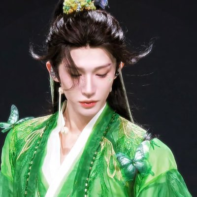 aimuweiting_ly's profile picture. 刘宇，只要你站在舞台一天 我就陪你一天