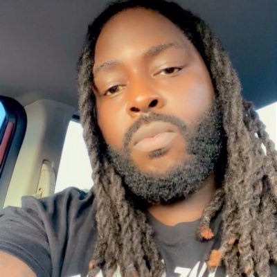 #FlyEaglesFly • #KnicksTape 🧡💙 • Cat Dad 🐈• Plant Dad 🪴• I like to throw weights 🏋🏾♂️• 🇭🇹
