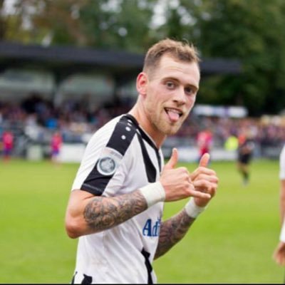17 | 🇬🇧 | ST holder @mufcyorkroad since 2021 | MUSG | 14/09/24 🕊️