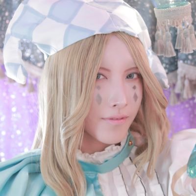 珍装が趣味の引きこもりカミュオタク/ #もこのこすぷれ / 🪡→#もこ作った / Fご自由に /うぇぼ👋→https://t.co/yscAnwSrVv