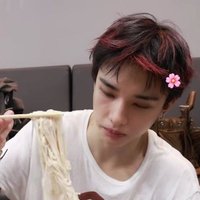𝕫𝕒𝕚𝕣𝕒🪽 (@loonyhuana) 's Twitter Profile Photo 𝕫𝕒𝕚𝕣𝕒🪽 (@loonyhuana) 's Twitter Profile Photo